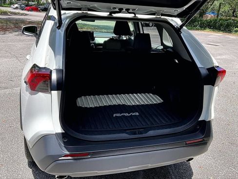 Used 2022 Toyota RAV4 XLE Premium AWD/4WD image 37