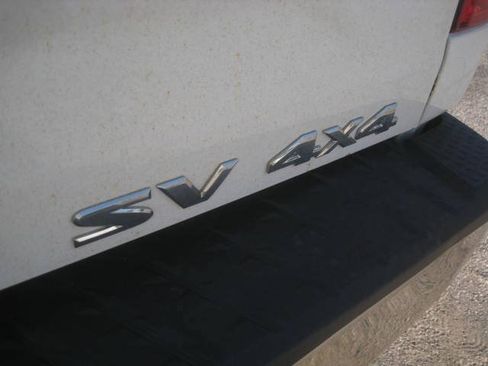 Used 2018 Nissan Titan SV AWD/4WD image 20