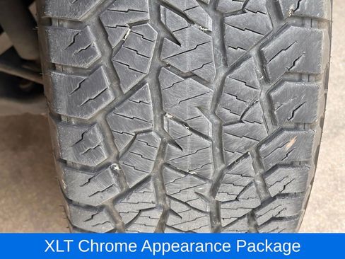 Used 2015 Ford F150 XLT w/ Equipment Group 302A Luxury image 5