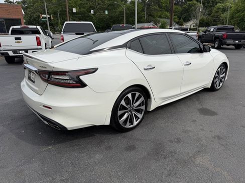 Used 2019 Nissan Maxima Platinum w/ Sport Mat Group FWD image 4