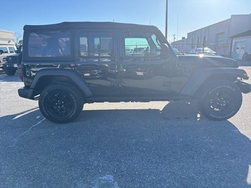 Used 2021 Jeep Wrangler Unlimited Willys image 44