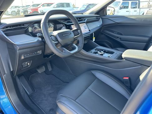 New 2026 Jeep Cherokee Limited image 9