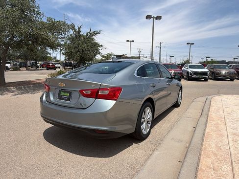 Used 2025 Chevrolet Malibu LT FWD image 5