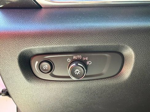 Used 2023 Chevrolet Traverse RS w/ LPO, Floor Liner Package FWD image 14