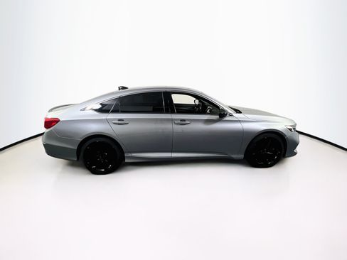 Used 2021 Honda Accord Sport image 4