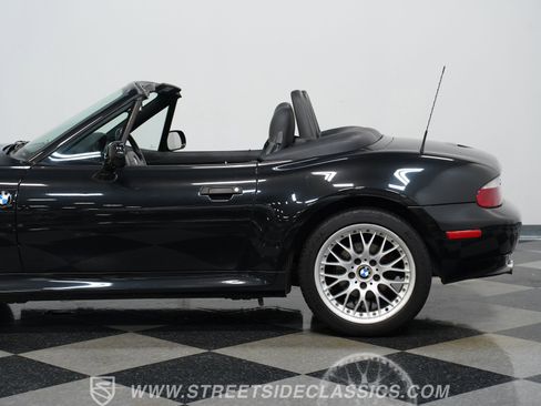 Used 2002 BMW Z3 3.0i image 24