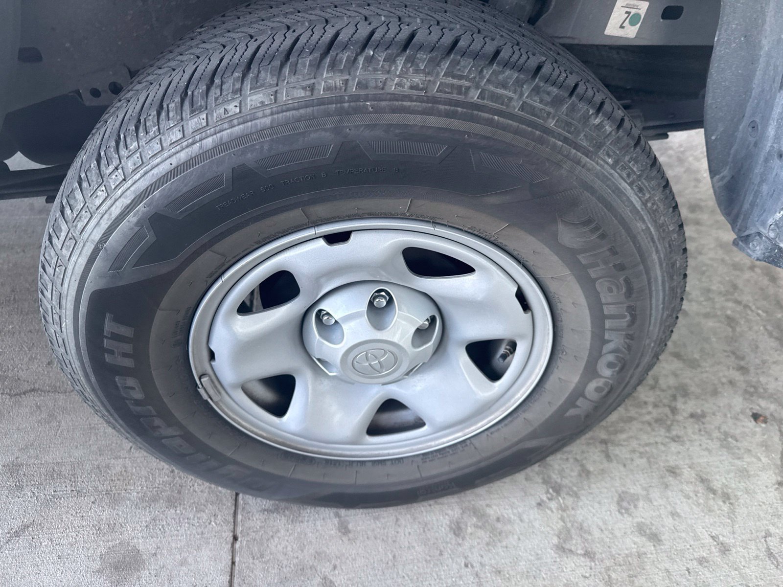 Used 2018 Toyota Tacoma SR w/ SR Convenience Package RWD image 14