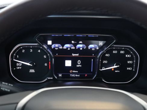 Used 2021 GMC Yukon Denali w/ Denali Ultimate Package AWD/4WD image 23