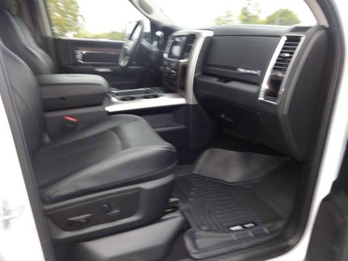 Used 2018 RAM 2500 Laramie image 8