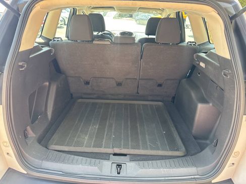 Used 2016 Ford Escape S FWD image 16
