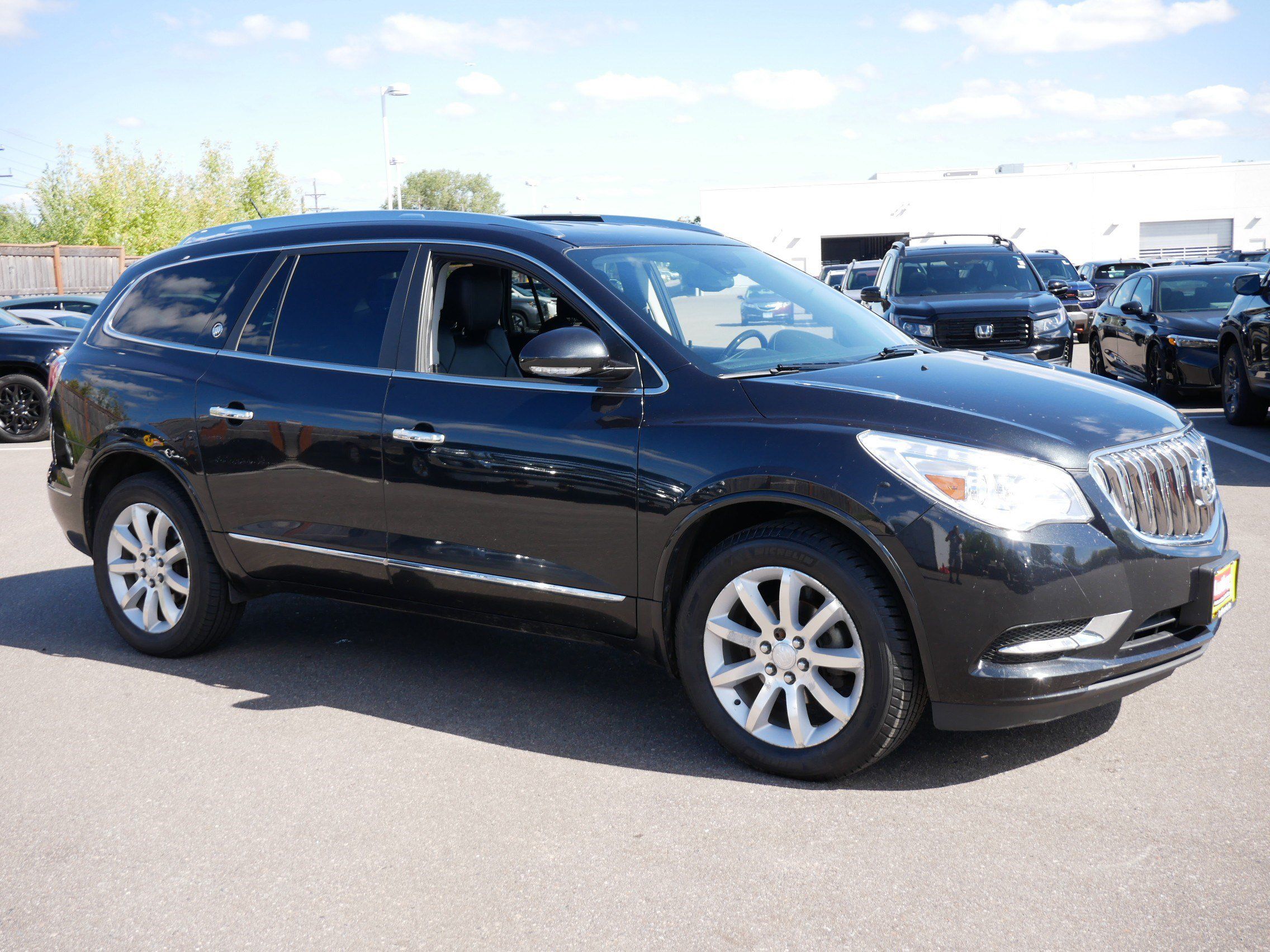 Used 2015 Buick Enclave Premium w/ Trailering Package AWD/4WD image 8