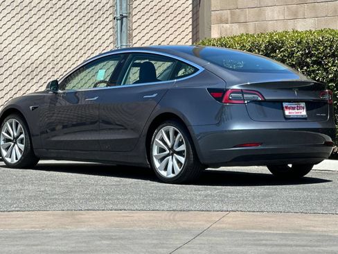Used 2020 Tesla Model 3 Long Range AWD/4WD image 6
