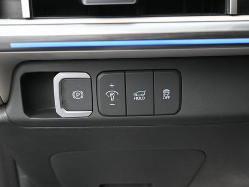 Used 2024 Hyundai Santa Fe Limited image 22