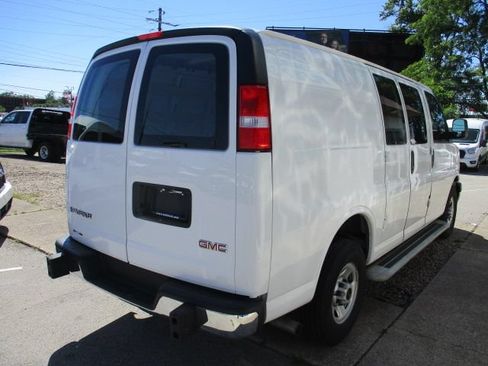 Used 2024 GMC Savana 2500 w/ Driver Convenience Package RWD image 6