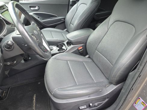 Used 2017 Hyundai Santa Fe Sport AWD/4WD image 26
