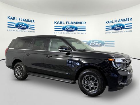 New 2026 Ford Expedition Max Active RWD image 1