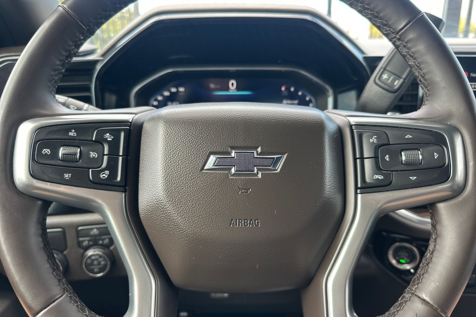 Used 2026 Chevrolet Silverado 1500 RST RWD image 33