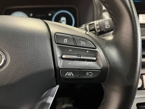 Used 2023 Hyundai Kona SEL FWD image 23