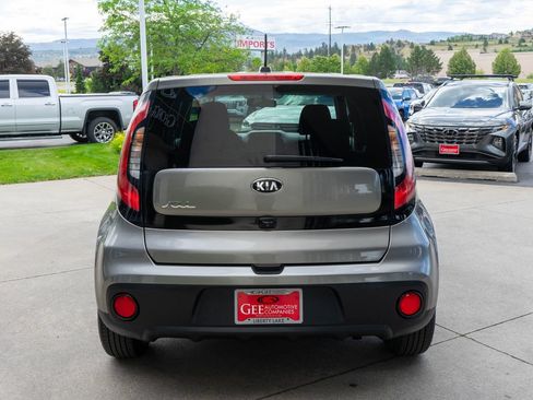 Used 2019 Kia Soul FWD image 6