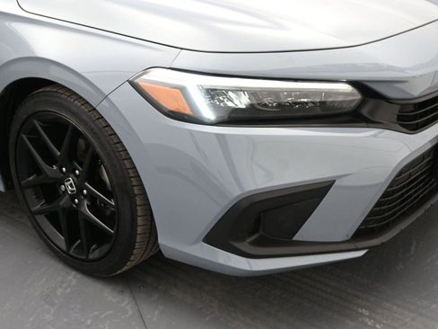 Used 2024 Honda Civic Sport image 17