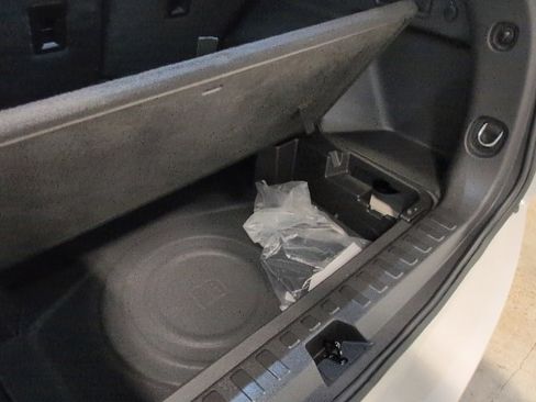 Certified 2022 Chevrolet Equinox Premier image 29