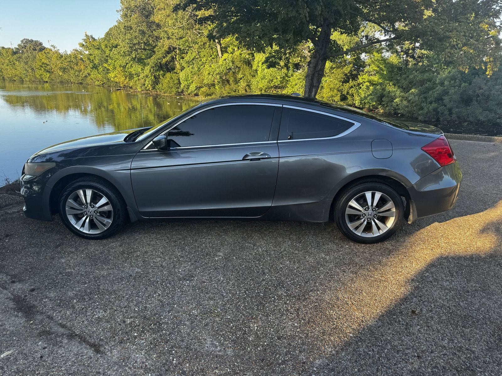 Used 2012 Honda Accord EX-L image 10