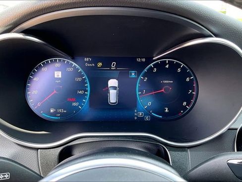 Used 2022 Mercedes-Benz GLC 300 4MATIC image 22