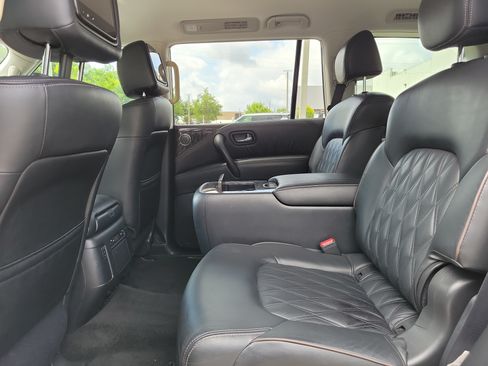 Used 2021 Nissan Armada Platinum w/ Captain's Chairs Package RWD image 18