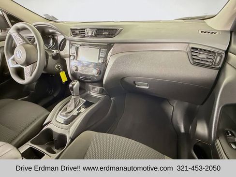 Used 2022 Nissan Rogue Sport S image 33