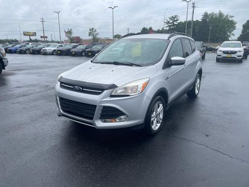 Used 2015 Ford Escape SE AWD/4WD image 4
