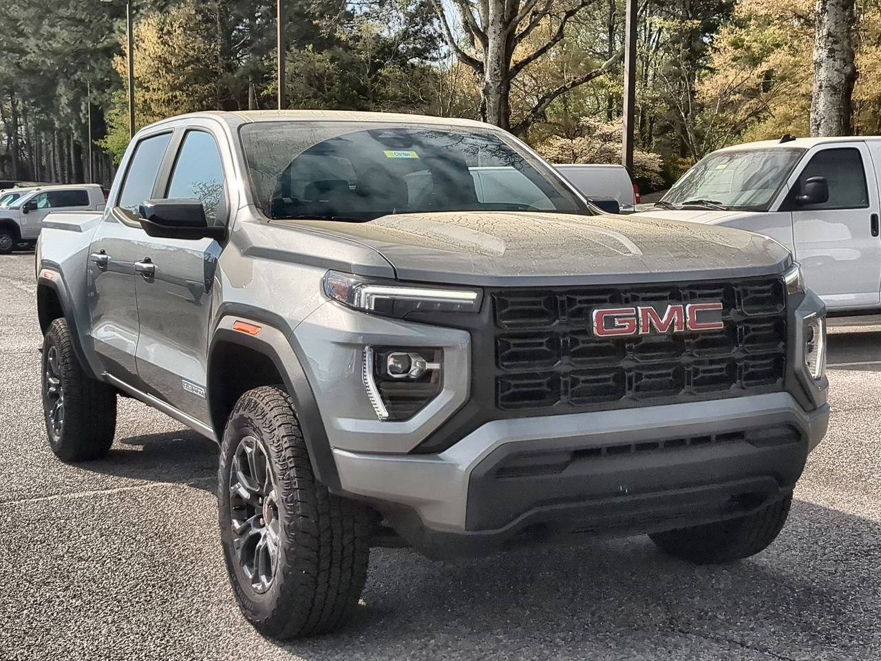 Used 2025 GMC Canyon Elevation RWD image 2