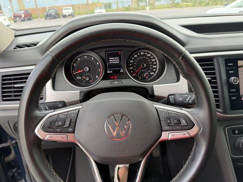 Used 2021 Volkswagen Atlas SE image 15