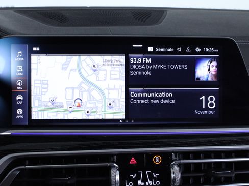 Used 2022 BMW X7 M50i image 31