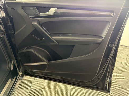 Used 2018 Audi Q5 Prestige w/ Prestige Package AWD/4WD image 22