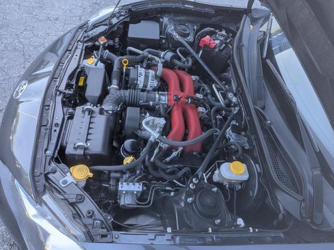 Used 2019 Toyota 86 RWD image 36