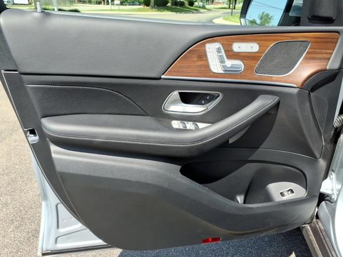 Certified 2025 Mercedes-Benz GLE 350 4MATIC image 16