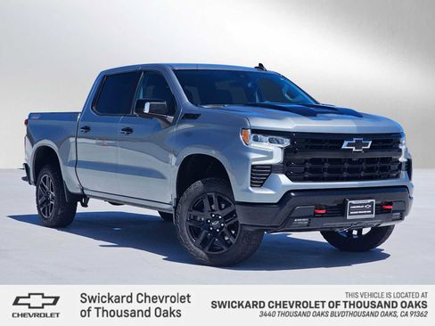 Used 2023 Chevrolet Silverado 1500 LT Trail Boss w/ Convenience Package II AWD/4WD image 1