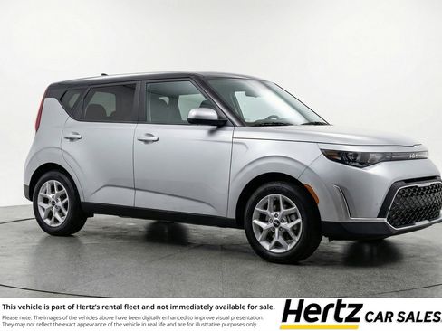Used 2025 Kia Soul LX w/ LX Technology Package image 1