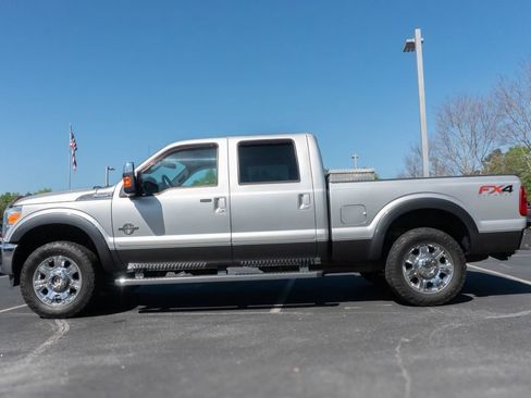 Used 2015 Ford F250 Lariat w/ Lariat Ultimate Package AWD/4WD image 6