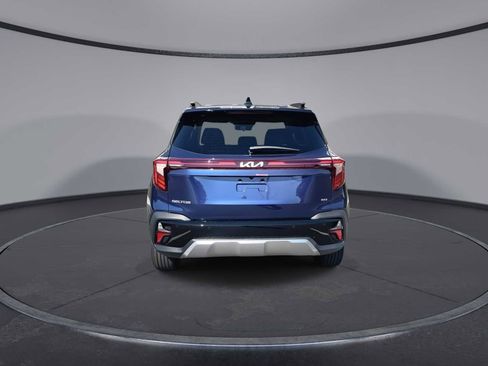 Certified 2025 Kia Seltos EX w/ EX Sunroof Package image 4