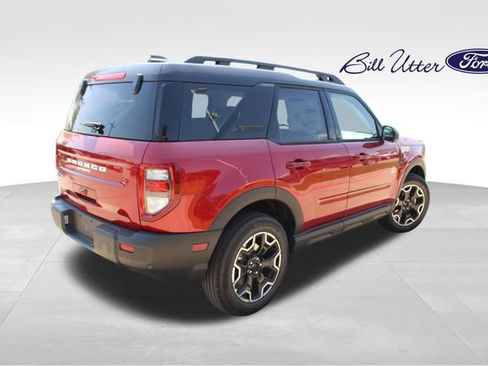 New 2025 Ford Bronco Sport Outer Banks image 3