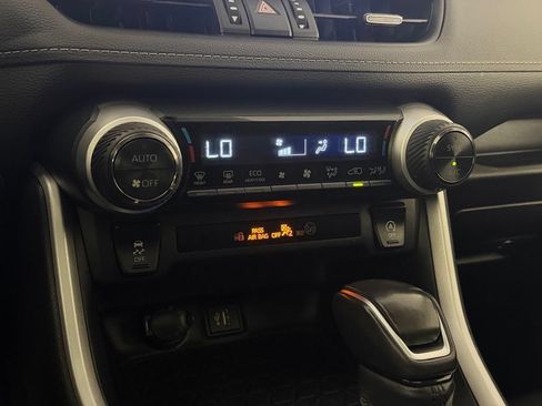 Used 2024 Toyota RAV4 XLE Premium AWD/4WD image 20