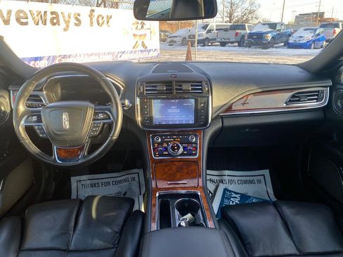 Used 2019 Lincoln Continental Reserve w/ Rear-seat Package image 18