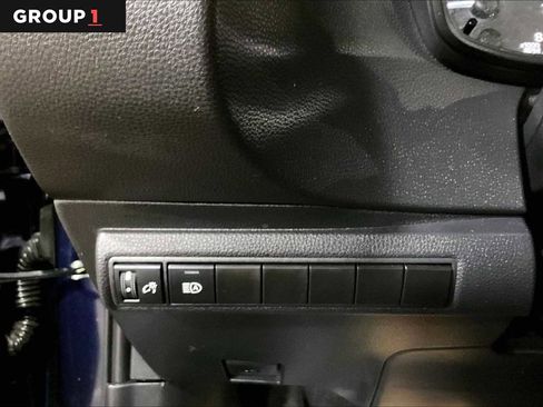 Used 2023 Toyota Corolla LE image 33