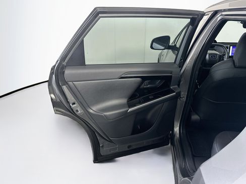 Used 2024 Subaru Solterra AWD/4WD image 27