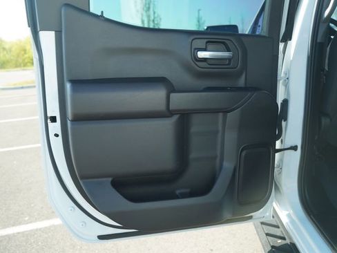 Used 2023 Chevrolet Silverado 1500 Custom Trail Boss w/ LPO, Dark Essentials Package AWD/4WD image 16