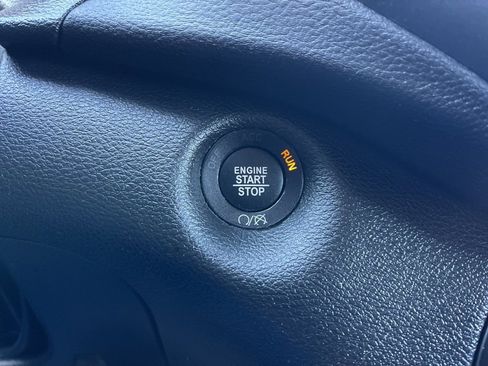 Used 2023 Jeep Cherokee Altitude Lux image 13