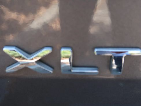 Used 2013 Ford Explorer XLT AWD/4WD image 10