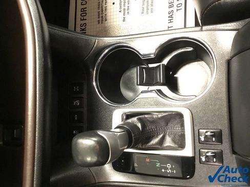Used 2019 Toyota Highlander XLE image 51