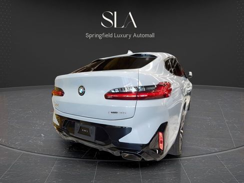 Used 2025 BMW X4 xDrive30i w/ Premium Package AWD/4WD image 5